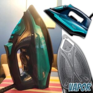 Ferro de Passar a Vapor Iron Steam Pro Elgin com base de cerâmica, turbo vapor vertical e autolimpeza 1400W