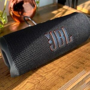 Caixa de Som Bluetooth JBL Flip 6 30W Preta - JBLFLIP6BLK