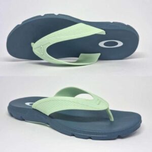 Chinelo Banks Oakley Masculino