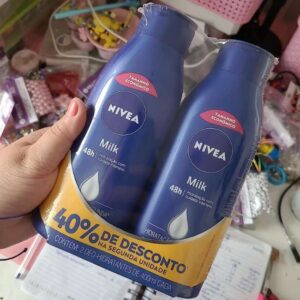 Kit com 2 Loções Hidratantes Milk Pele Seca a Extrasseca 400Ml Cada, Nivea